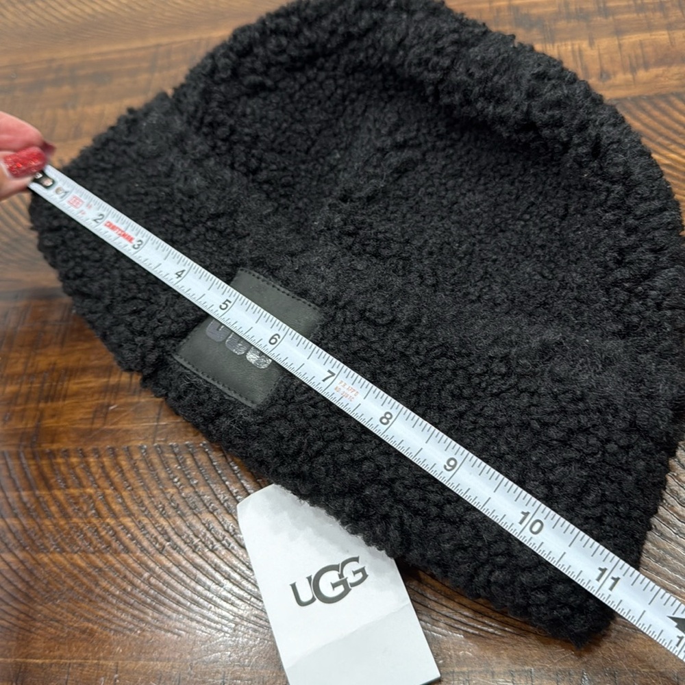 UGG Sherpa Cuff Beanie - Picture 8 of 9